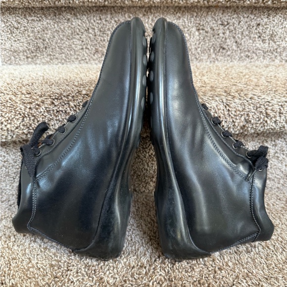 Tod's Men's Black Leather Ankle Boots Shoes. - Picture 8 of 14